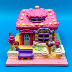 1995-polly-pocket-pollyville-ice-cream-parlor-playset